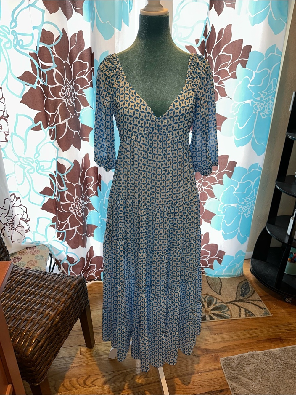 Blue Patterned V-Neck Tiered Midi Dress